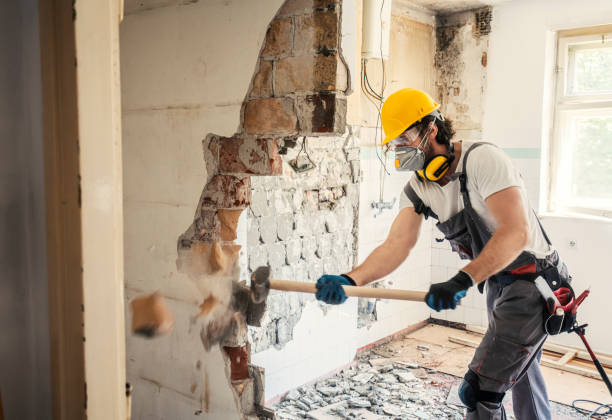 Best Affordable Concrete Contractor  in Montezuma, IA